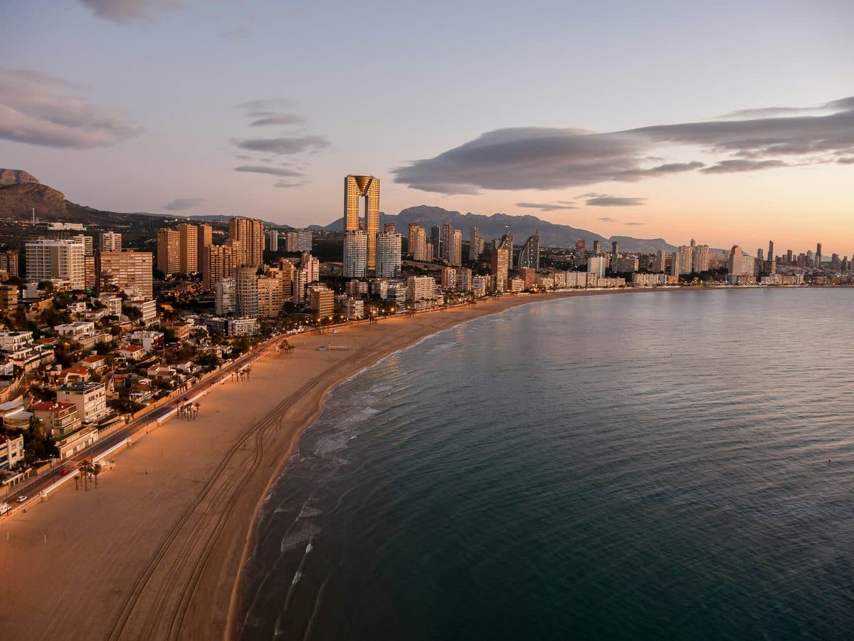 Ströndin í Benidorm